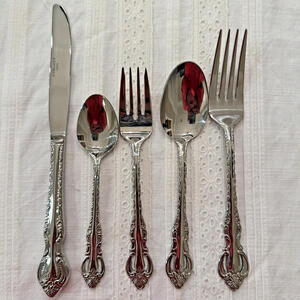 Wallace Countess Stainless Steel Flatware – Service for 12 – 61 Pc Set